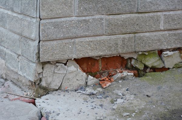 Foundation Settlement Repair in Sterling Heights